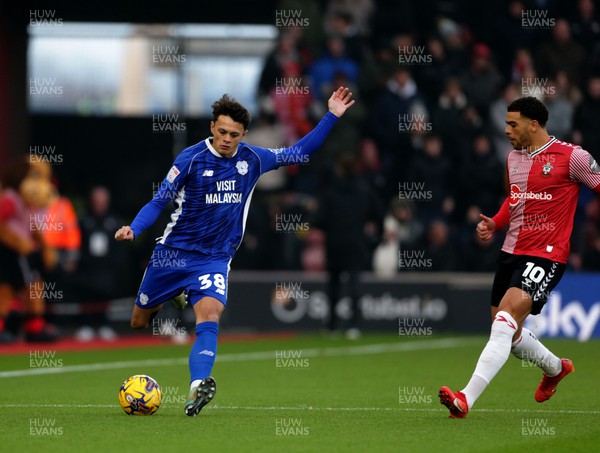 021223 - Southampton v Cardiff City - Sky Bet Championship - Perry Ng of Cardiff City on the wing