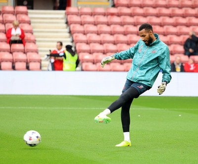 181025 - Southampton v Swansea City - Sky Bet Championship - Lawrence Vigouroux of Swansea City