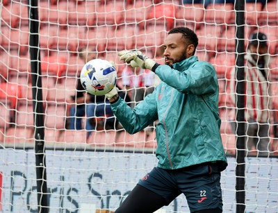 181025 - Southampton v Swansea City - Sky Bet Championship - Lawrence Vigouroux of Swansea City
