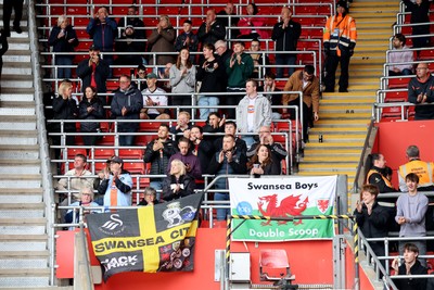 181025 - Southampton v Swansea City - Sky Bet Championship - Swansea fans
