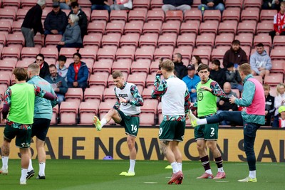 181025 - Southampton v Swansea City - Sky Bet Championship - Swansea players warm up