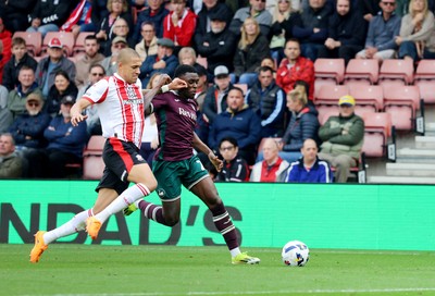 181025 - Southampton v Swansea City - Sky Bet Championship - Zeidane Inoussa of Swansea City
