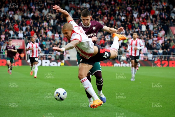 181025 - Southampton v Swansea City - Sky Bet Championship - Zan Vipotnik of Swansea City