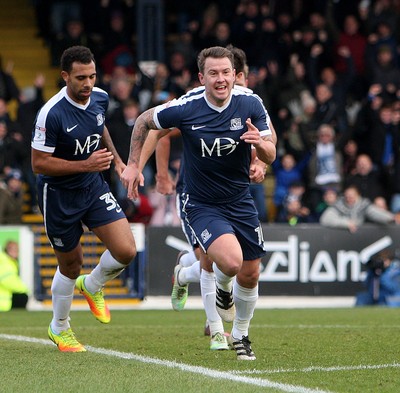 Southend United v Charlton Athletic 311216