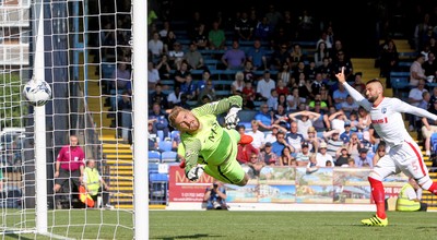 Southend United v Gillingham 060816