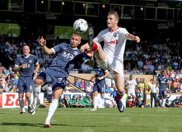 060816 - Southend United FC vs Gillingham FC -  EFL SkyBet League 1 -Rory Donnelly of Gillingham goes close with a great effort