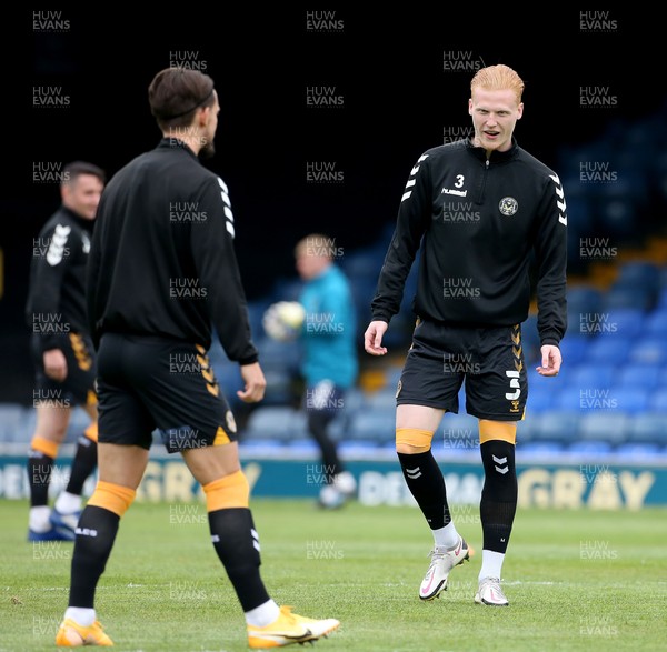 080521 - Southend United v Newport County - Sky Bet League 2 - Ryan Haynes of Newport County warms up