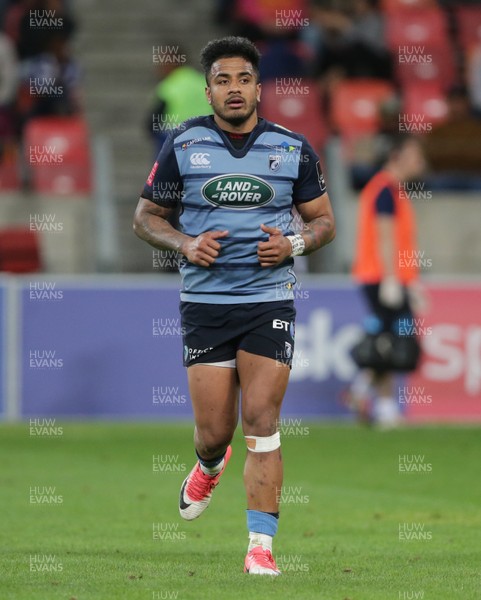 140418 - Southern Kings v Cardiff Blues - Guinness PRO14 - Rey Lee Lo of Cardiff Blues 