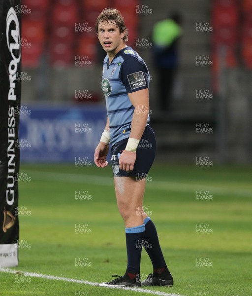 140418 - Southern Kings v Cardiff Blues - Guinness PRO14 - Brad Thyer of Cardiff Blues 