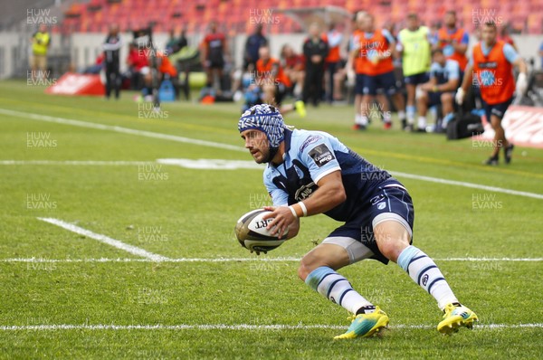 280919 - Isuzu Southern Kings v Cardiff Blues - Guinness PRO14 -  Matthew Morgan of the Cardiff Blues scores a try