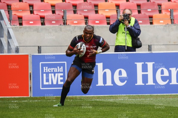 261117 - Southern Kings v Scarlets - Guinness PRO14 -   Michael Makase of the Southern Kings