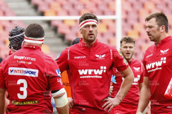 261117 - Southern Kings v Scarlets - Guinness PRO14 -   Lewis Rawlins of Scarlets