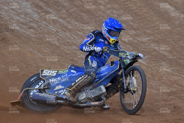 170824 - FIM Speedway Grand Prix 2024 - Principality Stadium, Cardiff - Robert Lambert of Great Britain racing during the final