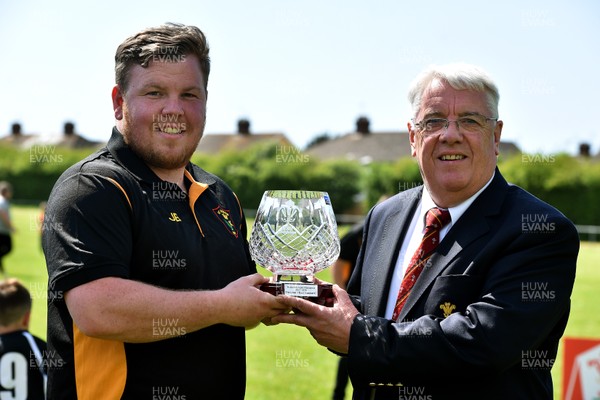 130518 - WRU National Division 3 East Central C - Trophy presentation to St Albans -  WRU representative Gwyn Bowden present the trophy to captain Josh Burridge