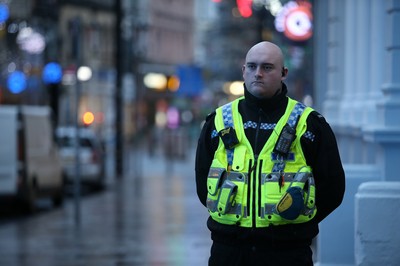 171218 - Picture shows police presence on St Mary's Street, Cardiff centred around the Sandringham Hotel (above Ladbrokes), where it is rumoured to be a hostage situation - 