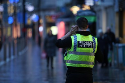 171218 - Picture shows police presence on St Mary's Street, Cardiff centred around the Sandringham Hotel (above Ladbrokes), where it is rumoured to be a hostage situation - 