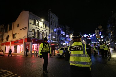 171218 - Picture shows police presence on St Mary's Street, Cardiff centred around the Sandringham Hotel (above Ladbrokes), where it is rumoured to be a hostage situation - 