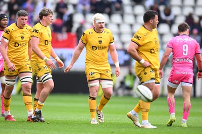 050426 - Stade Francais v Dragons RFC - EPCR Challenge Cup Round of 16 - Aaron Wainwright of Dragons