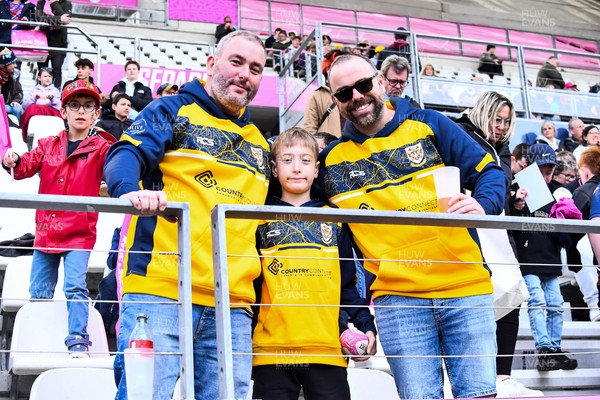 050426 - Stade Francais v Dragons RFC - EPCR Challenge Cup Round of 16 - Dragons fans