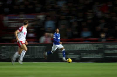 091225 - Stevenage FC v Cardiff City - SkyBet League One - Chris Willock of Cardiff 