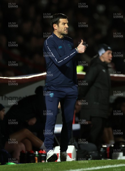 091225 - Stevenage FC v Cardiff City - SkyBet League One - Cardiff City Manager Brian Barry-Murphy 