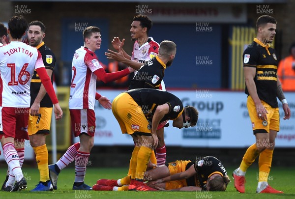 010119 - Stevenage v Newport County - SkyBet League 2 - Kurtis Guthrie (28) of Stevenage is shown a red card after a tackle on Fraser Franks of Newport County