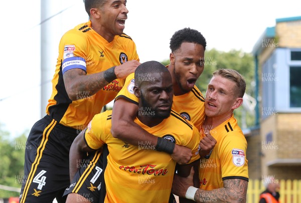 050817 - Stevenage v Newport County, Sky Bet League 2 - Frank Nouble of Newport County celebrates with team mates after scoring goal