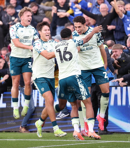 130925 - Stockport County v Cardiff City - Sky Bet League 1 - Yousef Saleh of Cardiff celebrates scoring the equaliser in the last seconds of the match with Chris Willock of Cardiff and Rubin Colwill of Cardiff
