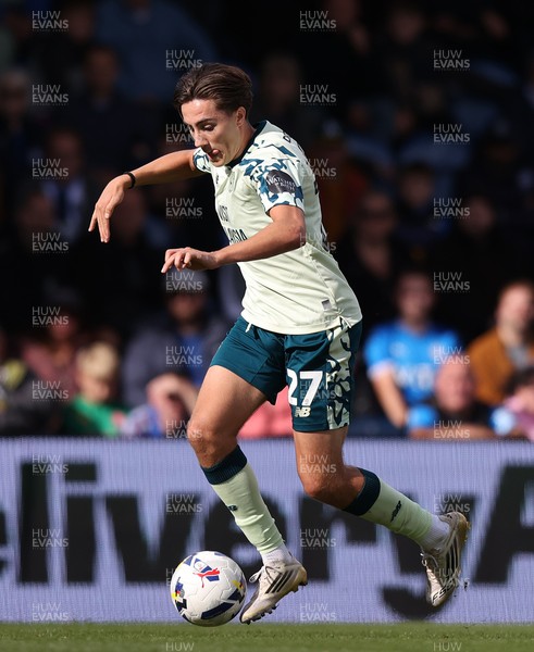 130925 - Stockport County v Cardiff City - Sky Bet League 1 - Joel Colwill of Cardiff