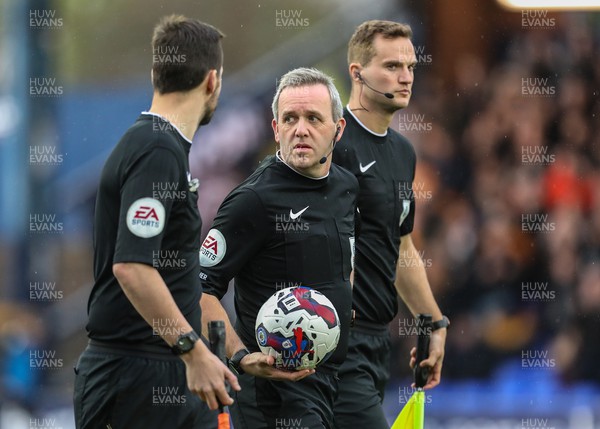 100423 - Stockport County v Newport County - Sky Bet League 2 - Referee Carl Brook prepares for kick off