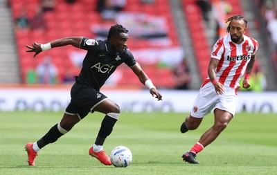 150826 - Stoke City v Swansea City, EFL Sky Bet Championship - Joseph Opoku of Swansea City charges forward