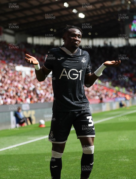 150826 - Stoke City v Swansea City, EFL Sky Bet Championship - Joseph Opoku of Swansea City celebrates after scoring goal