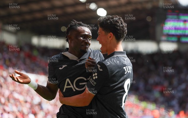 150826 - Stoke City v Swansea City, EFL Sky Bet Championship - Joseph Opoku of Swansea City celebrates with Elijah Just of Swansea City after scoring goal