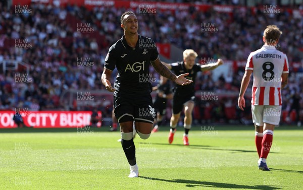 150826 - Stoke City v Swansea City, EFL Sky Bet Championship - Adam Idah of Swansea City celebrates after scoring the second goal