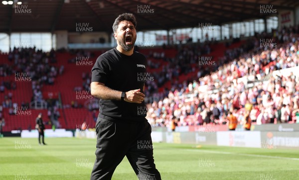 150826 - Stoke City v Swansea City, EFL Sky Bet Championship - Swansea City head coach Vitor Matos celebrates at the end of the match