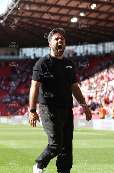 150826 - Stoke City v Swansea City, EFL Sky Bet Championship - Swansea City head coach Vitor Matos celebrates at the end of the match