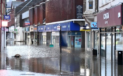 160220 - South Wales Flooding during Storm Dennis - Flood water in Pontypridd, South Wales