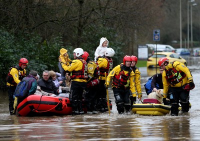 160220 -  Emergency services rescue residents and their pets from flooding caused by Storm Dennis in Treforest, South Wales