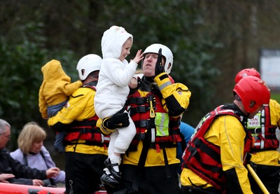 160220 -  Emergency services rescue residents and their pets from flooding caused by Storm Dennis in Treforest, South Wales