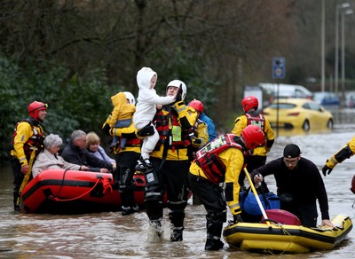 160220 -  Emergency services rescue residents and their pets from flooding caused by Storm Dennis in Treforest, South Wales