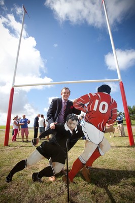 Stradey Park Rugby Posts 030813