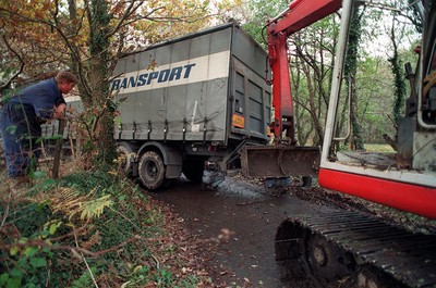 Stuck Lorry 161195