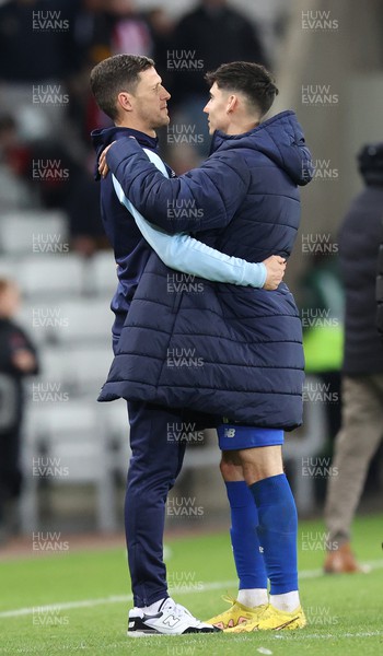 051122 - Sunderland v Cardiff City - Sky Bet Championship - Manager Mark Hudson of Cardiff gives Callum O'Dowda of Cardiff a hug at the end of the match
