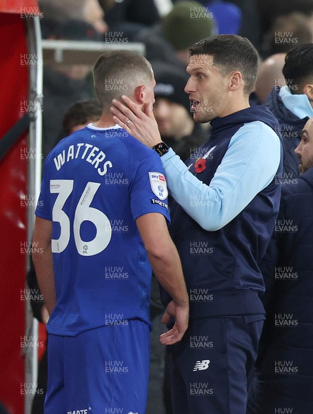 051122 - Sunderland v Cardiff City - Sky Bet Championship - Manager Mark Hudson of Cardiff gives Max Watters of Cardiff a hug at the end of the match