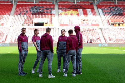 080325 - Sunderland v Cardiff City - Sky Bet Championship - The Cardiff City team arrive and check out the pitch