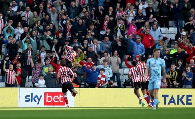 080325 - Sunderland v Cardiff City - Sky Bet Championship - Eliezer Mayenda of Sunderland puts his team 1-0 up