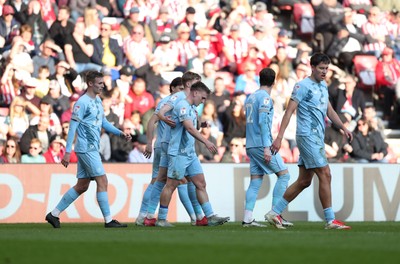 080325 - Sunderland v Cardiff City - Sky Bet Championship - Isaak Davies of Cardiff City celebrates after scoring to make it 1-1