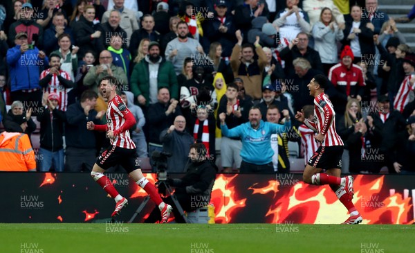 080325 - Sunderland v Cardiff City - Sky Bet Championship - Chris Mepham of Sunderland celebrates after putting his team 2-1 up