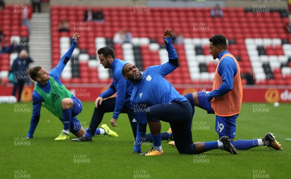 230917 - Sunderland v Cardiff City - Sky Bet Championship - Cardiff City players warm up before the start of the match