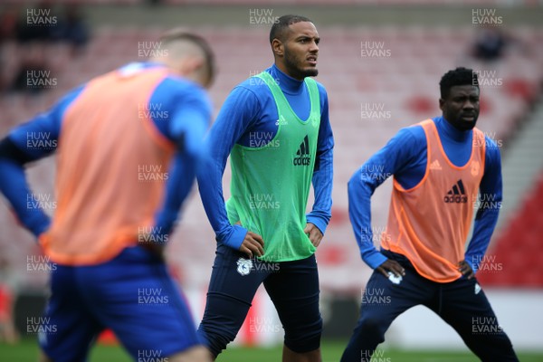 230917 - Sunderland v Cardiff City - Sky Bet Championship - Cardiff City players warm up before the start of the match